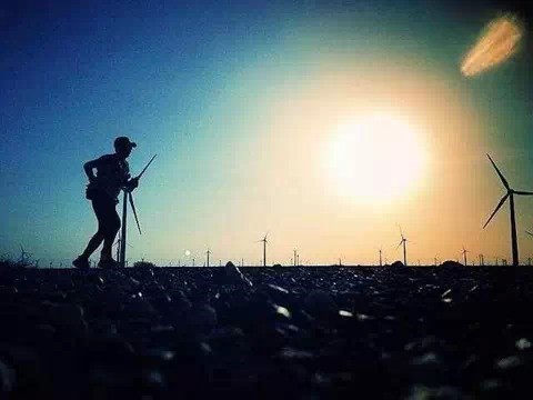 新能源汽车的充电时间与续航能力如何平衡？