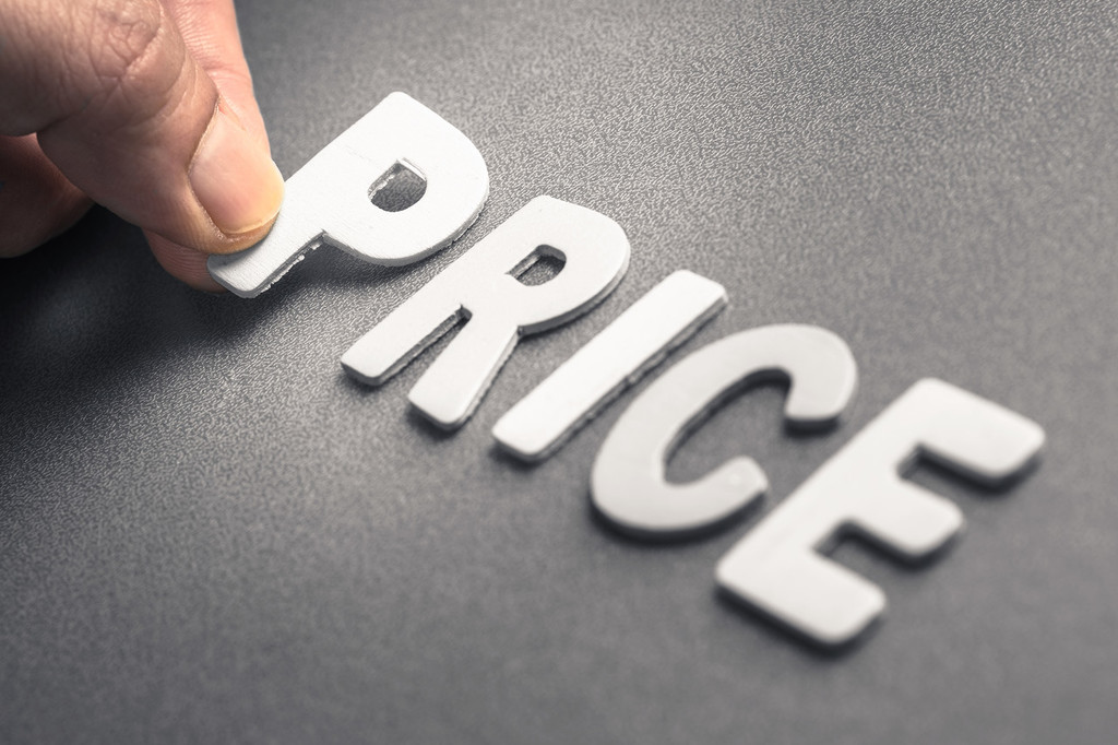 如何看待黄金市场的技术分析与走势预测？