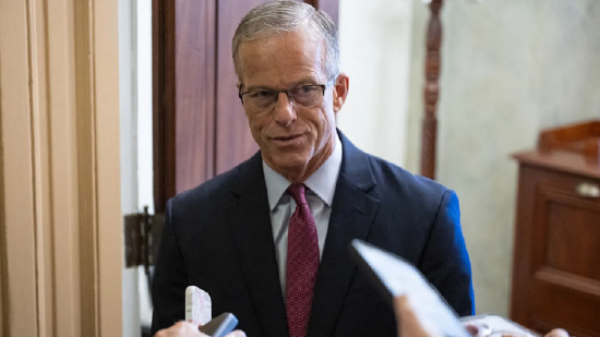 美国政府关门僵局进入第六天，参议院将就拨款法案再次投票