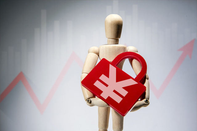 保险的续保费率和理赔次数有关吗？